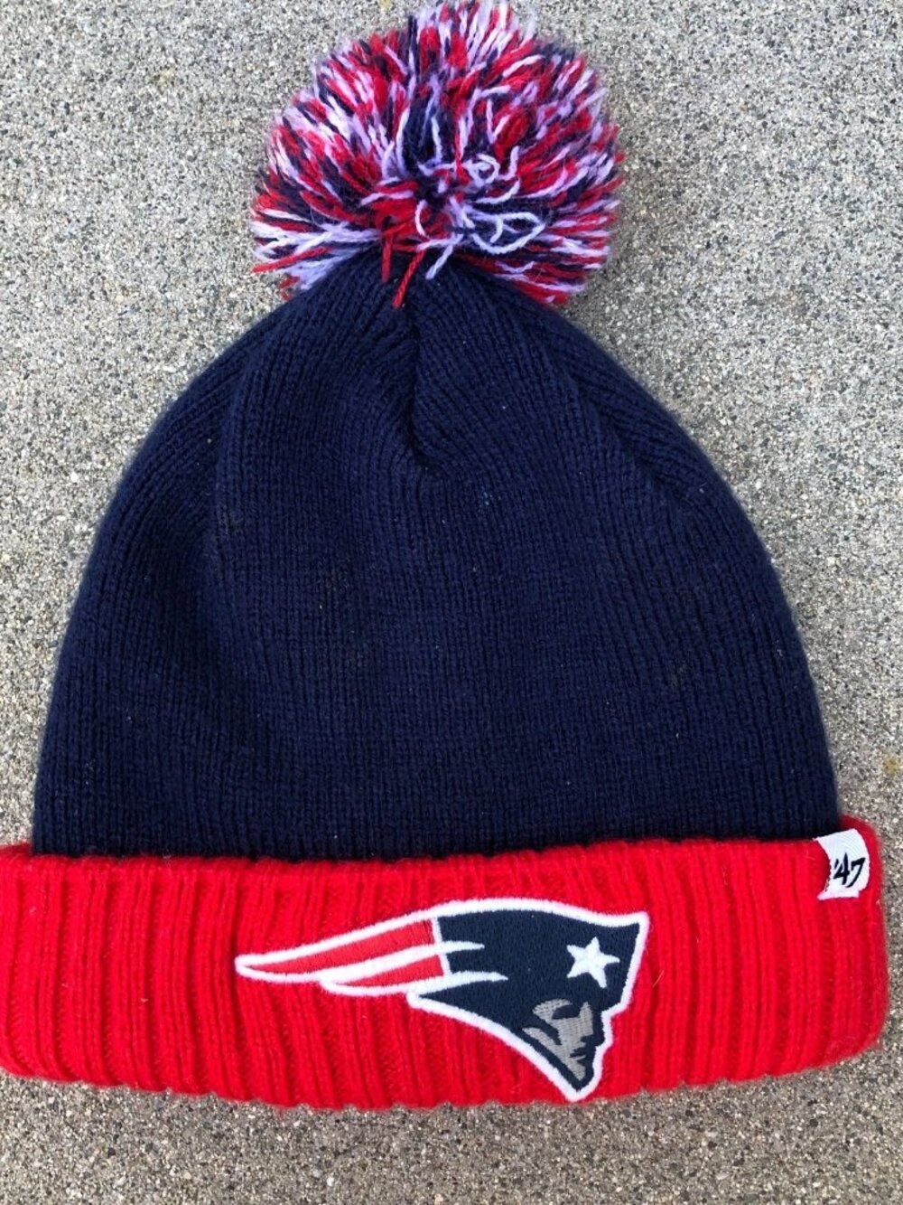 '47 FORTY SEVEN New England Patriots Cuffed Pom Beanie Youth NFL Blue Red Knit